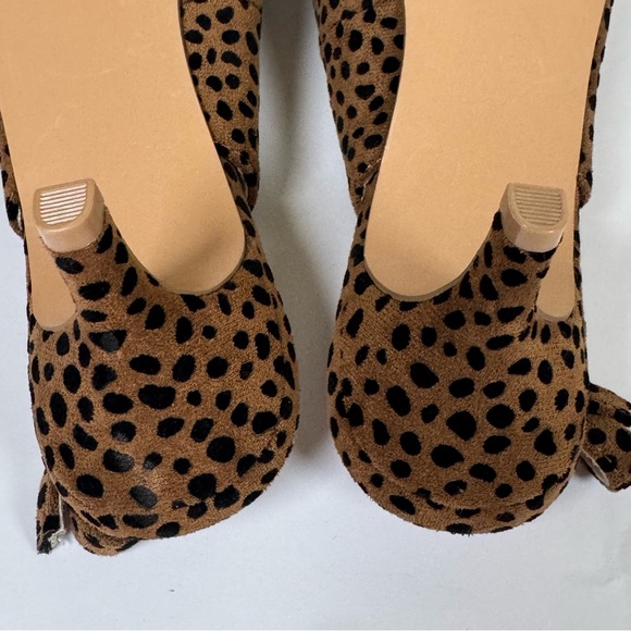 Isaac Mizrahi Leopard Print Slingback Kitten Heel - Size 9 - Picture 9 of 10
